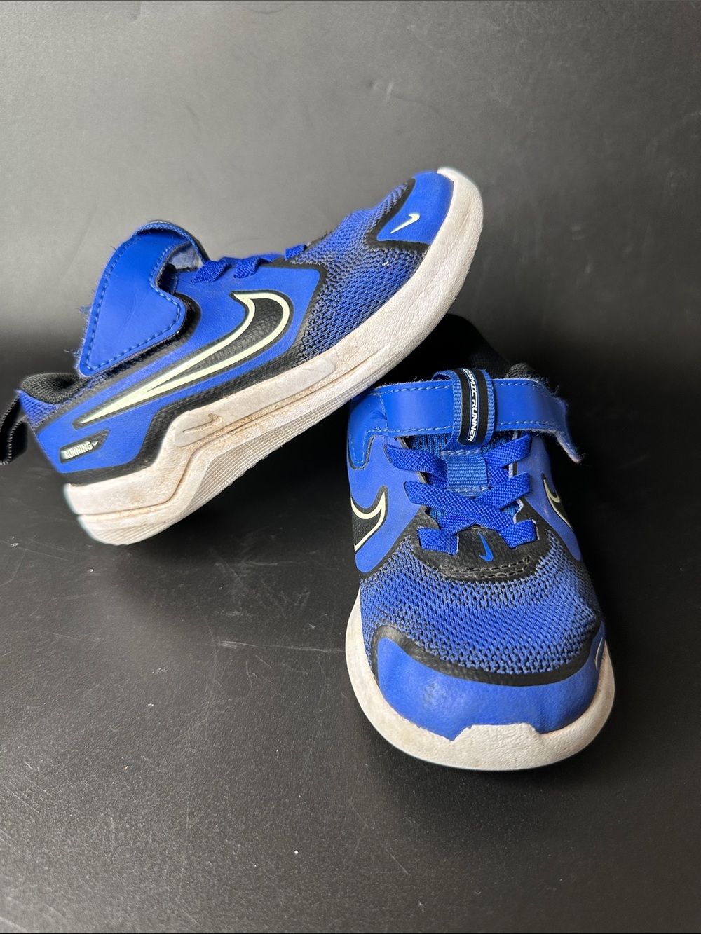 Nike Kids Blue and Black Velcro Athletic Sneakers